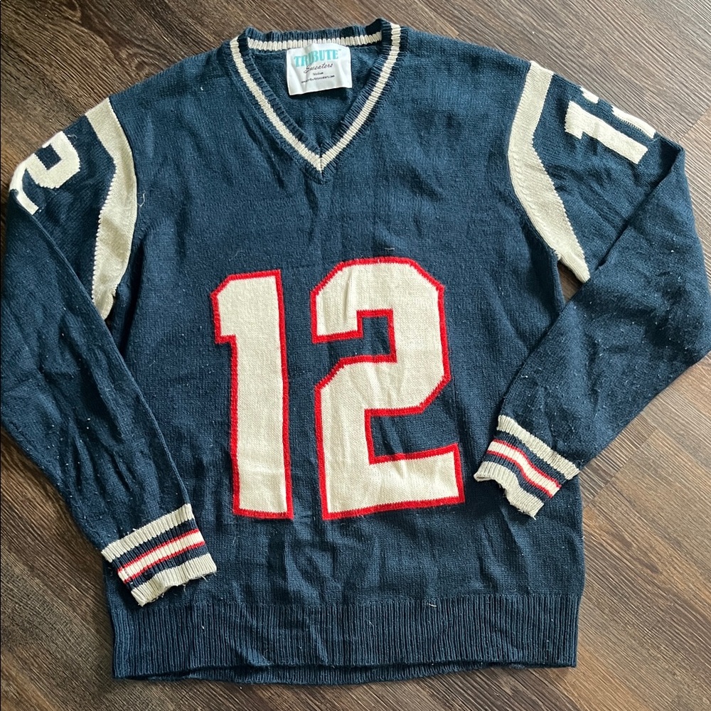 Patriots sweater (#12)